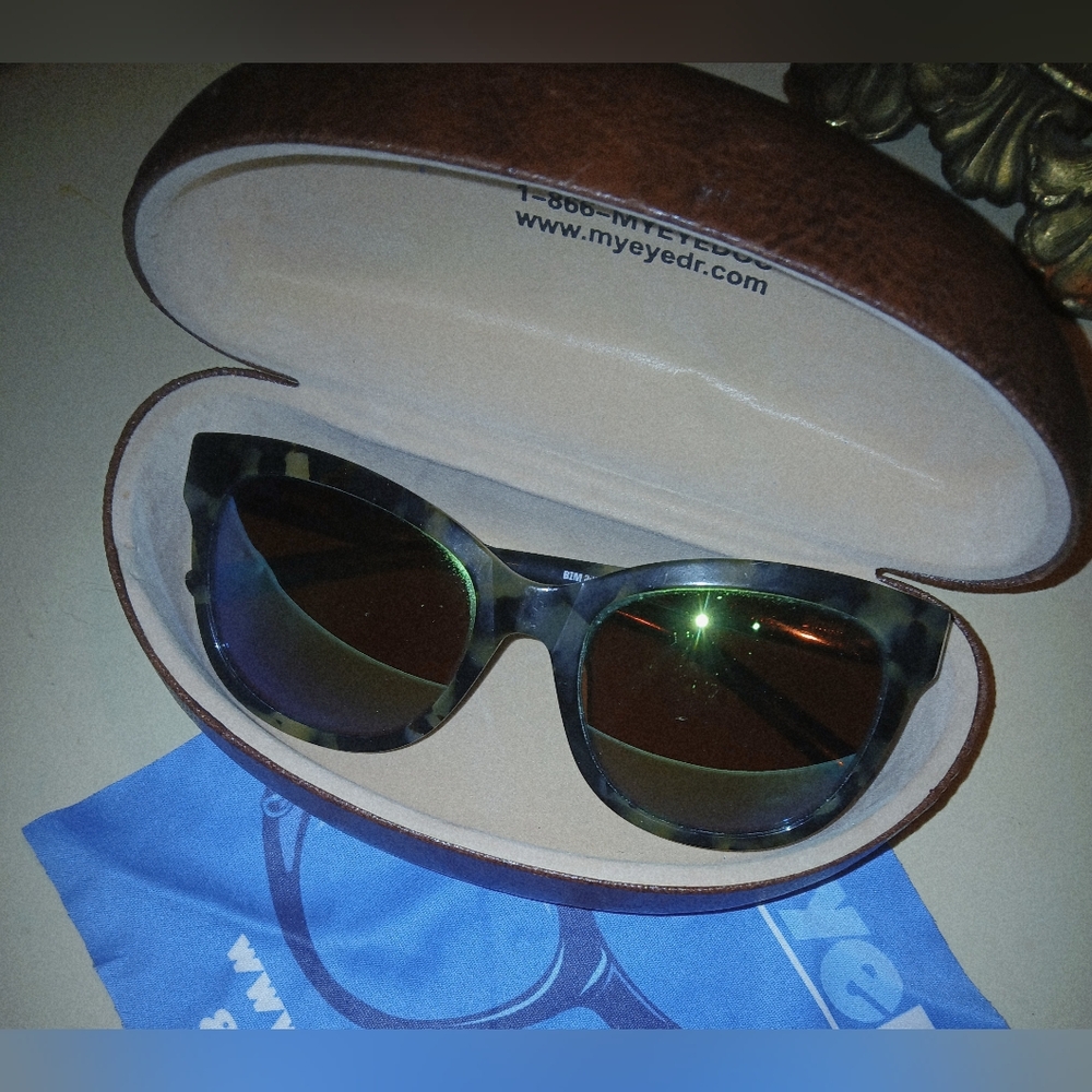Womans Bimini COSTA Shiny Vintage Tortoise Shell  Sunglasses W/green Mirror Lens